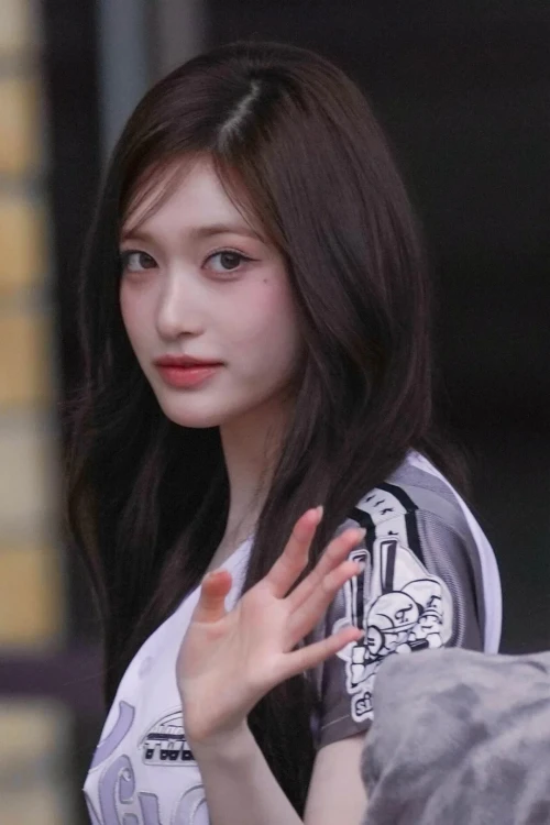 260507-leeseo-v0-sc6qv612si0h1.webp