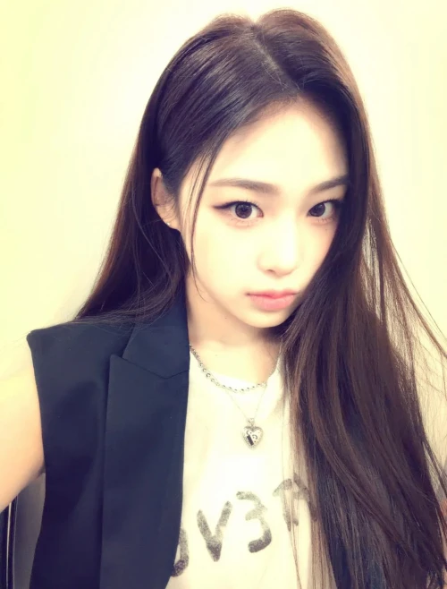 260510-beni-weverse-update-v0-1s80iofewd0h1.webp