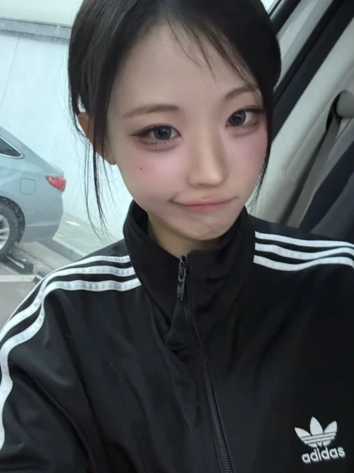 260511-hina-instagram-post-v0-8o8c189uhh0h1.webp