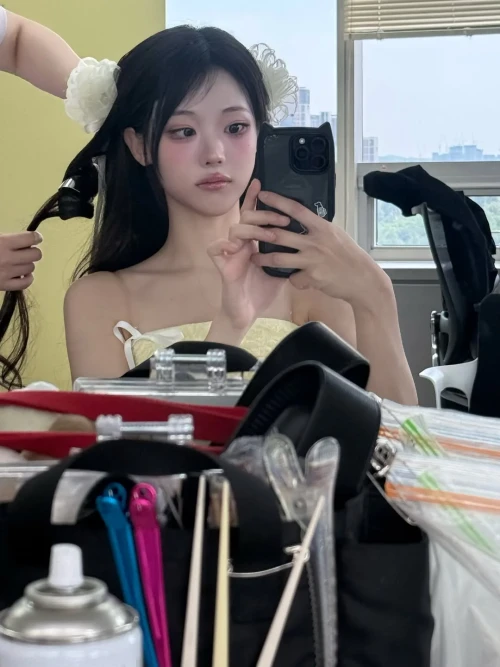 260511-hina-instagram-post-v0-iep1jnmthh0h1.webp