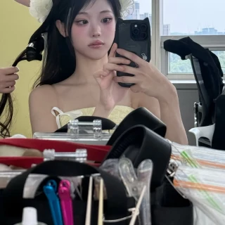 260511-hina-instagram-post-v0-iep1jnmthh0h1