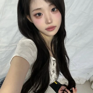 260511-hina-instagram-post-v0-rv7p6qeuhh0h1