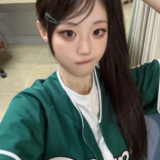 260511-hina-instagram-post-v0-wo2ig86uhh0h1