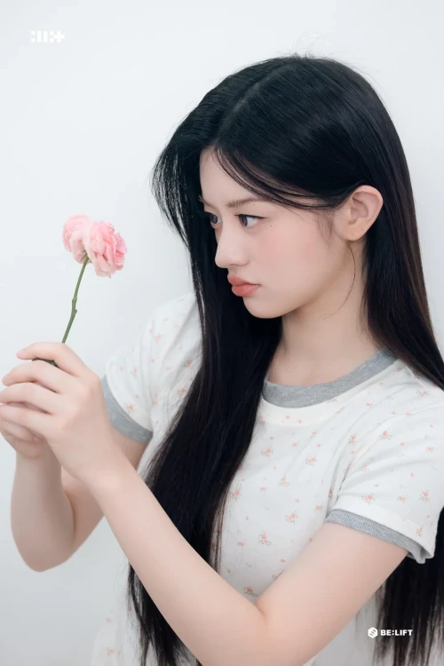 260511-minju-v0-vkcdded8pk0h1.webp