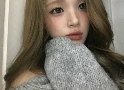 260511-yuha-weverse-update-v0-hs0z8jw3al0h1.webp