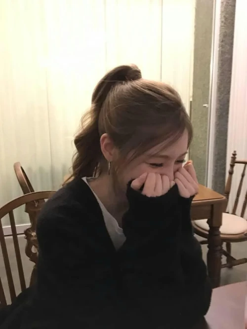 260511-yuha-weverse-update-v0-rsnma1x3al0h1.webp