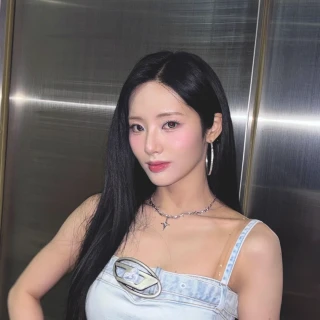 240823-jiwon-v0-0pxo0j8b601h1