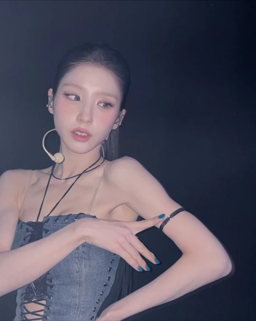 251108-heejin-v0-5kw12ebviy0h1.webp