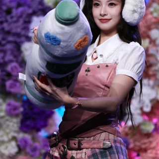 260411-yiren-hangzhou-tour-v0-8vj6yeitwm0h1
