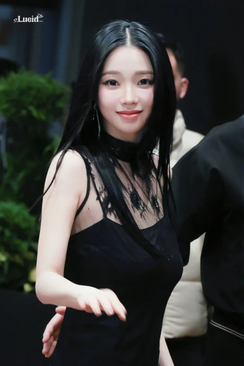 260505-karina-v0-sdjpkaiegv0h1.webp