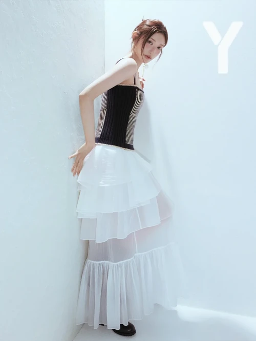 260514-leeseo-y-magazine-x-tasaki-may-2026-issue-digital-v0-dfwdpdqlf01h1.webp