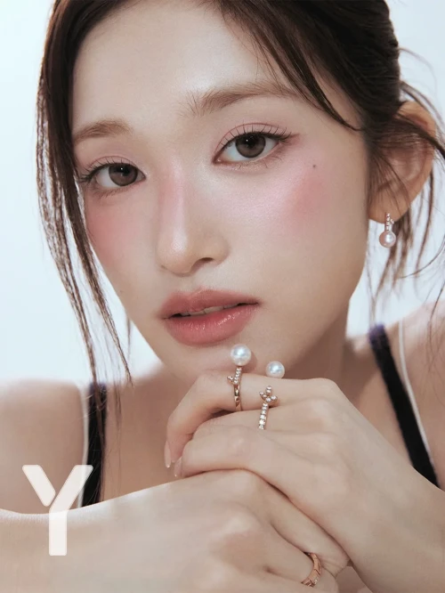 260514-leeseo-y-magazine-x-tasaki-may-2026-issue-digital-v0-mf38mcqlf01h1.webp