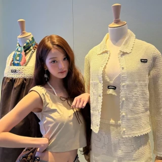 260514-wonyoung-instagram-update-v0-vuimsj5sl11h1