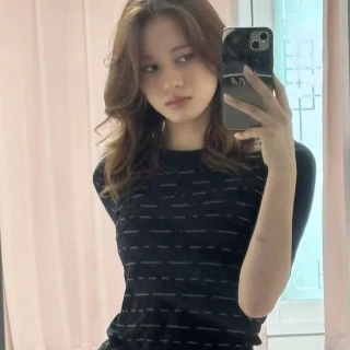niziu-nina-instagram-update-may-15-2026-v0-68t913h4k41h1