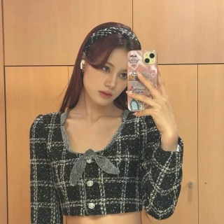 niziu-nina-instagram-update-may-15-2026-v0-xchfb5h4k41h1