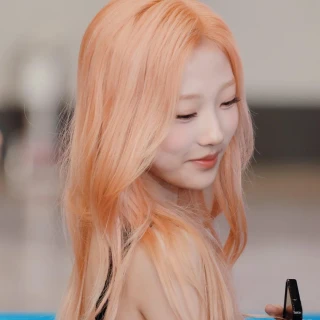 260507-stella-v0-neo7a3yww41h1