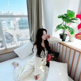 220226-yujin-twitter-update-first-impact-v0-xbofs98sn81h1