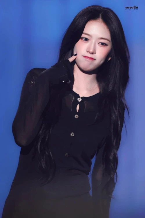 251102 yujin v0 ld40rc50mwzg1