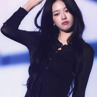 251102-yujin-v0-pbx9nd50mwzg1