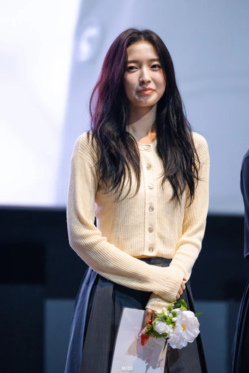 260308-arin-v0-w68e95m6a31h1.webp