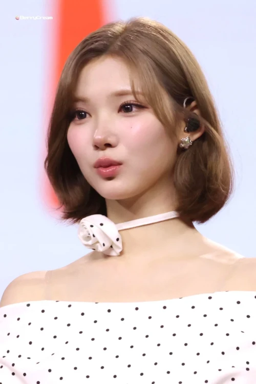 260425-jiwoo-v0-ebuhp60ax61h1.webp