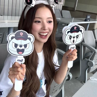 260510-nmixx-twitter-updates-with-jiwoo-2026-kbo-league-v0-89zmo51a1a0h1