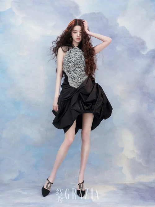 260510-wonyoung-for-grazia-china-v0-7vkmirydj71h1.webp