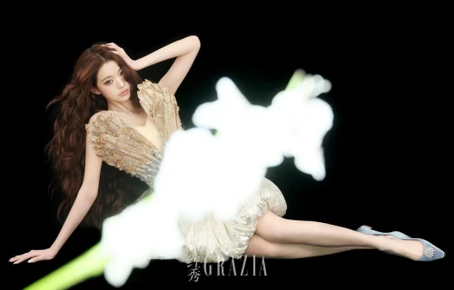260510-wonyoung-for-grazia-china-v0-lhjr35ydj71h1.webp