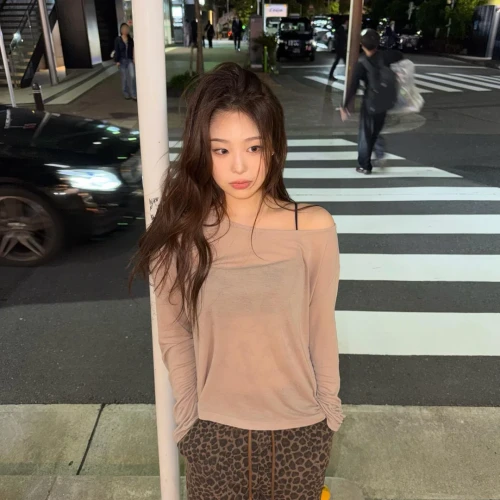 260511-beni-weverse-update-ft-yihyun-v0-qroa4t5z1l0h1.webp
