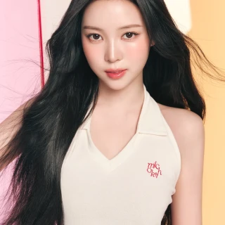 260513-narin-for-olens-new-promotional-pictures-v0-34o2kom5tx0h1