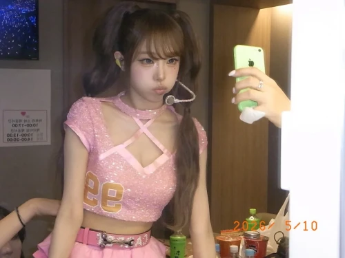 260513-yena-yenacore-instagram-updates-v0-jwc5t9o55z0h1.webp