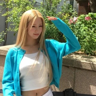 260514-miyeon-instagram-update-feat-park-myung-soo-v0-5ztrqjkln31h1