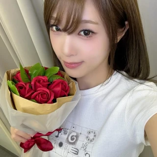 260514-yena-yenacore-instagram-updates-v0-fxkaai2kc61h1