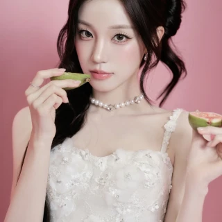 260515-official-weibo-update-yuqi-v0-735eemgvja1h1