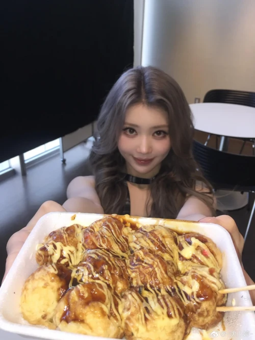 260516-xiaoting-v0-945a4ajl1k1h1.webp