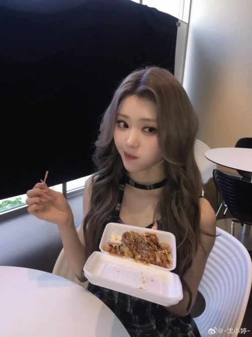 260516-xiaoting-v0-n8b9t9jl1k1h1.webp