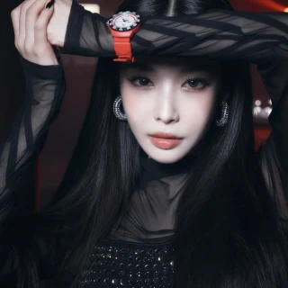 250637-chungha-v0-nwow0l2axi1h1