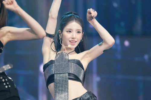 260215-heejin-v0-9xvgwstaei1h1.webp