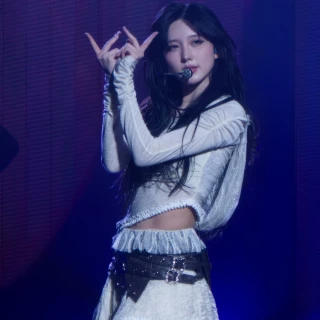 260509-gaeul-v0-3mvxjou0ta1h1