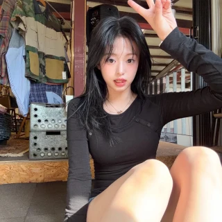 260515-ahyeon-weverse-update-v0-4cjlbr0hpf1h1