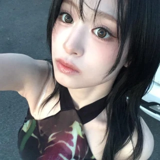 260515-ahyeon-weverse-update-v0-lnkzbr0hpf1h1