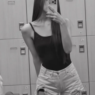 260515-haneul-instagram-photos-v0-3ickalt8rf1h1