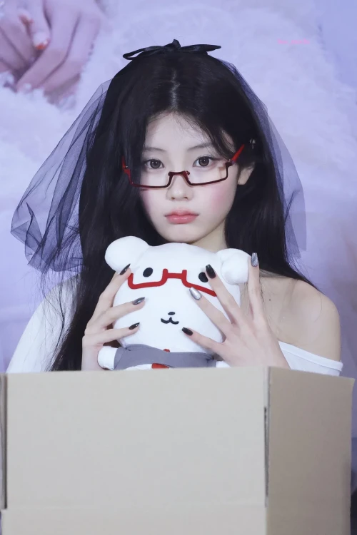 260515-wonhee-v0-4futtb90lf1h1.webp