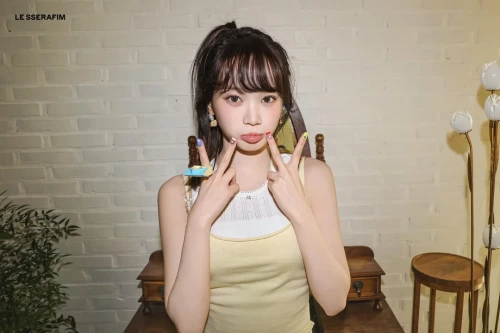 260516-chaewon-2nd-studio-album-pureflow-pt-1-jacket-photo-v0-ylolb75tng1h1.webp