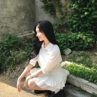 260516-gaeul-instagram-update-v0-0gj7bergng1h1