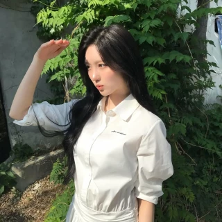 260516-gaeul-instagram-update-v0-s4uhjbkgng1h1