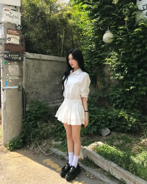 260516-gaeul-instagram-update-v0-t8qe17mgng1h1.webp