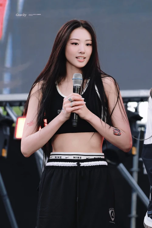 260516-gawon-meovv-at-nikes-run-to-roar-event-fan-taken-v0-ur771kwz4k1h1.webp