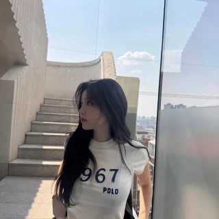 260516-hyewon-instagram-update-v0-qvlfsyw4pi1h1
