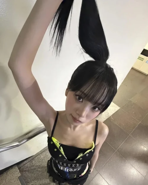 260507-chaewon-v0-ajnud4g4qm1h1.webp